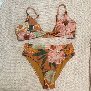 Roxy Floral Bikini in Pink and Orange top Large, bottoms small